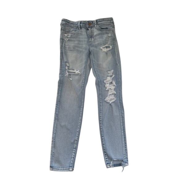 American Eagle Light Wash Distressed Jegging Women's Size 8 Jean - Picture 1 of 5